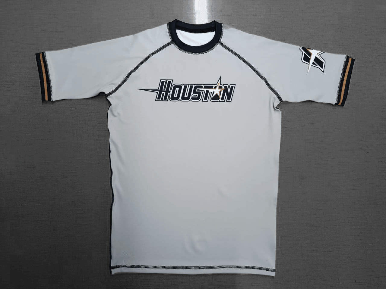 Aperto {{ GripForm Trainer}} used in BJJ, no - gi training, and strength workouts – shipped from Texas